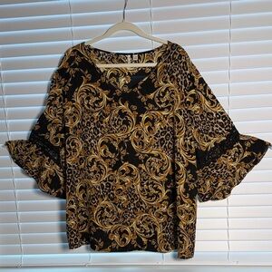 EST. 1946 Women's Black and Gold Blouse Animal Print